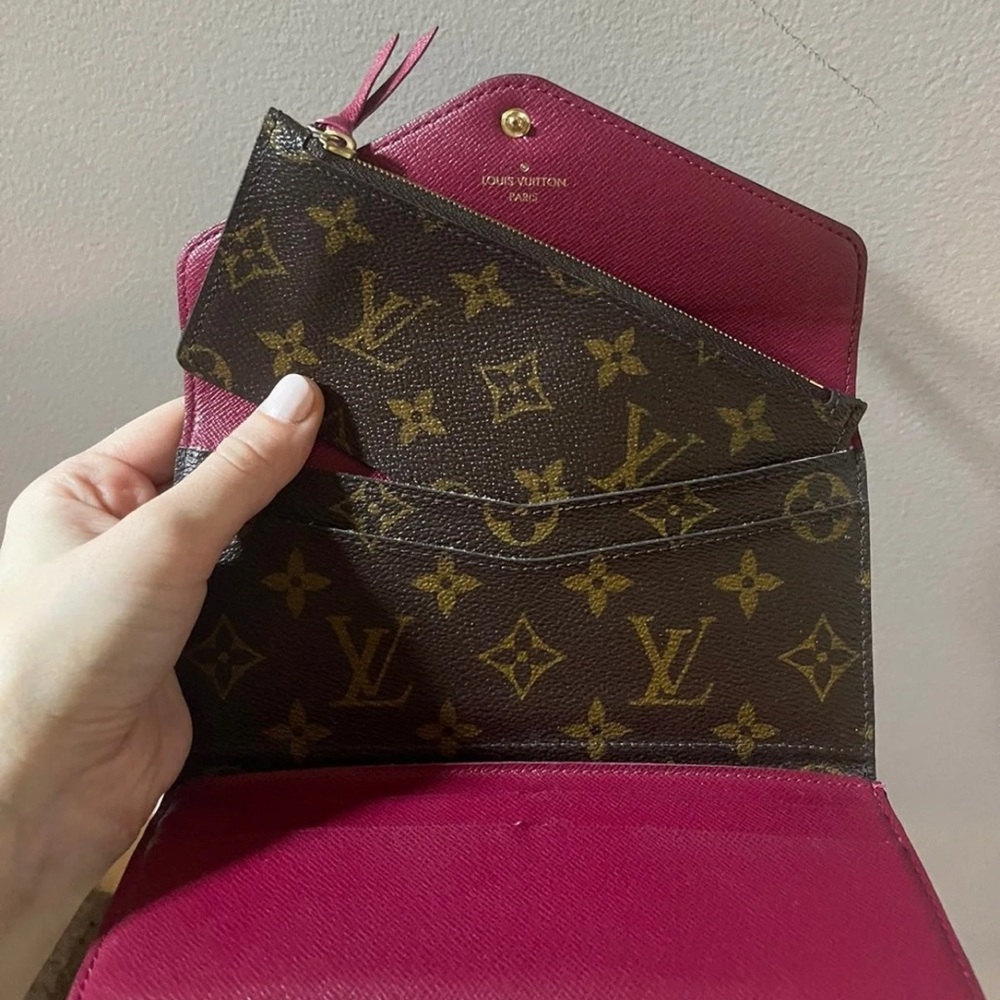 Louis Vuitton Sarah wallet